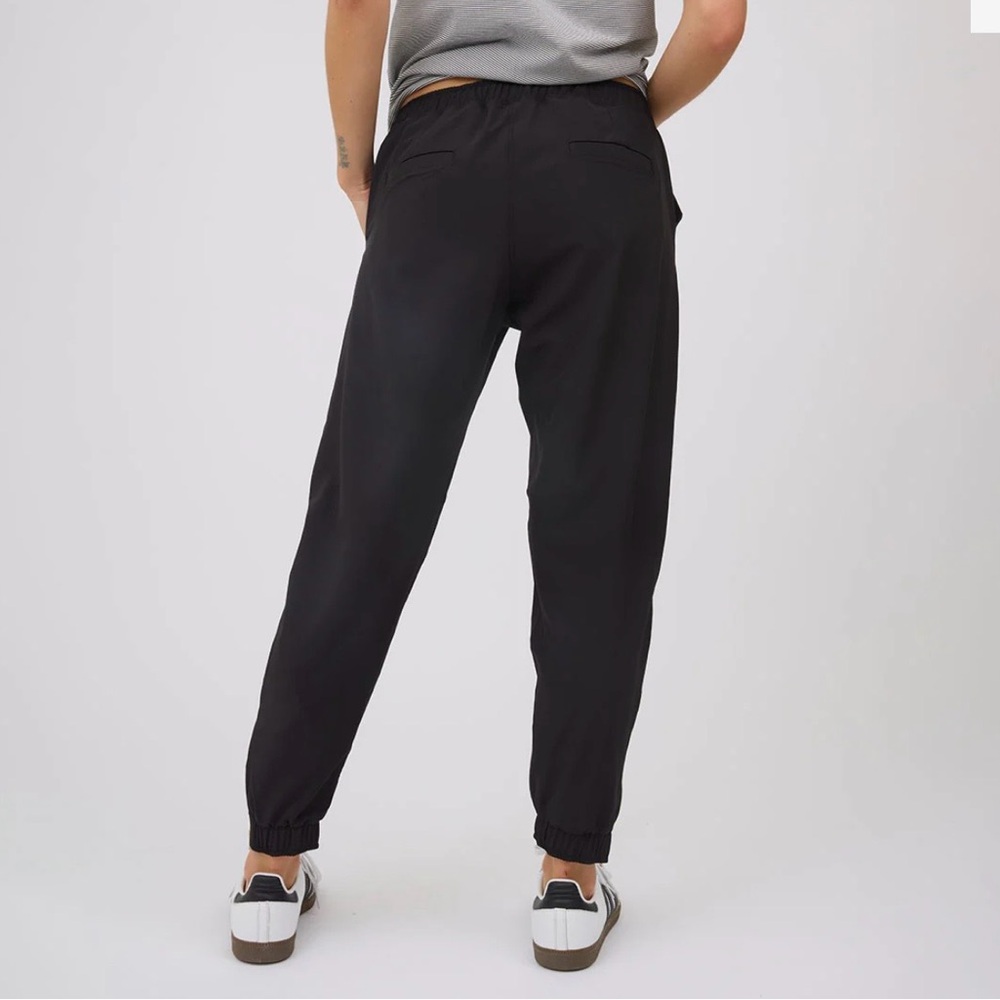 Albion BEST-SELLING Jetsetter Women's Joggers, Black women's pants Small - Picture 4 of 10